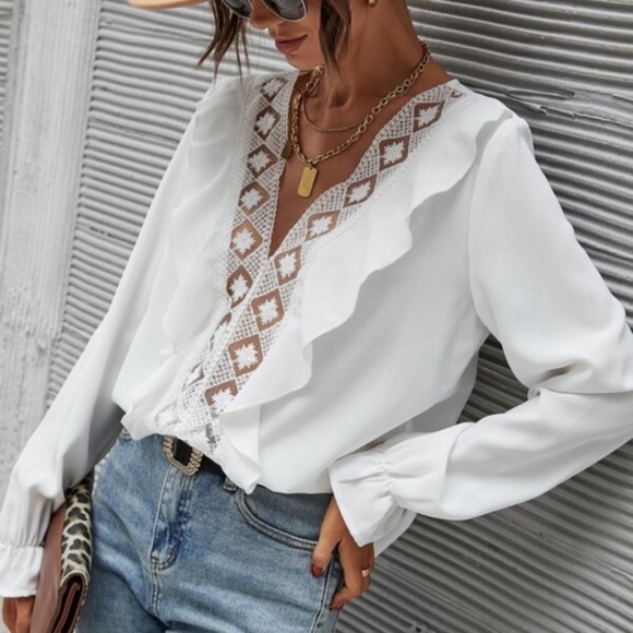 Bohemian White Floral Lace Ruffle Blouse Minimalist - Picture 4 of 5